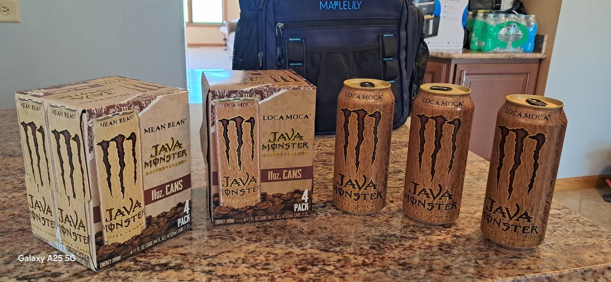 FazeKingXD's tweet photo. @MonsterEnergy 🔥🔥🔥 https://t.co/2mKajfqhSm