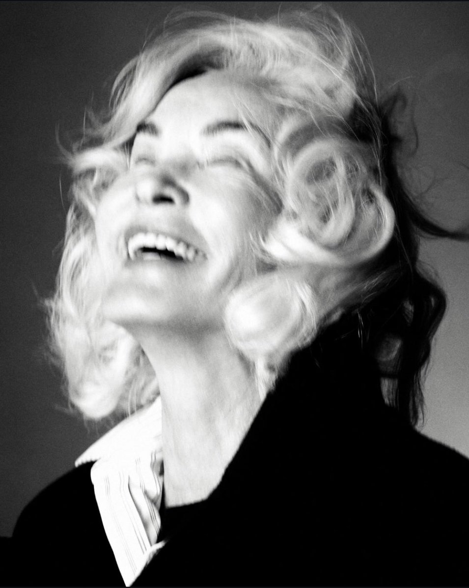 fruity_coven's tweet photo. The supreme. https://t.co/GrCUtzsANM