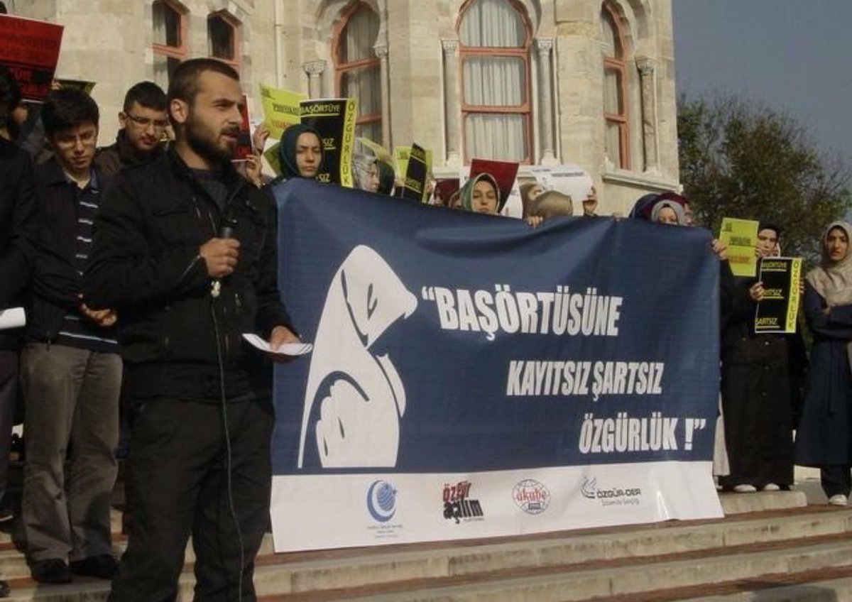 0bilemedim_ki's tweet photo. @GizliArsiw Yavuz Ağıralioğlu:

“Ben başörtüsü mücadelesi verirken AK Parti kurulmamıştı.” https://t.co/9SmYcdRJWU