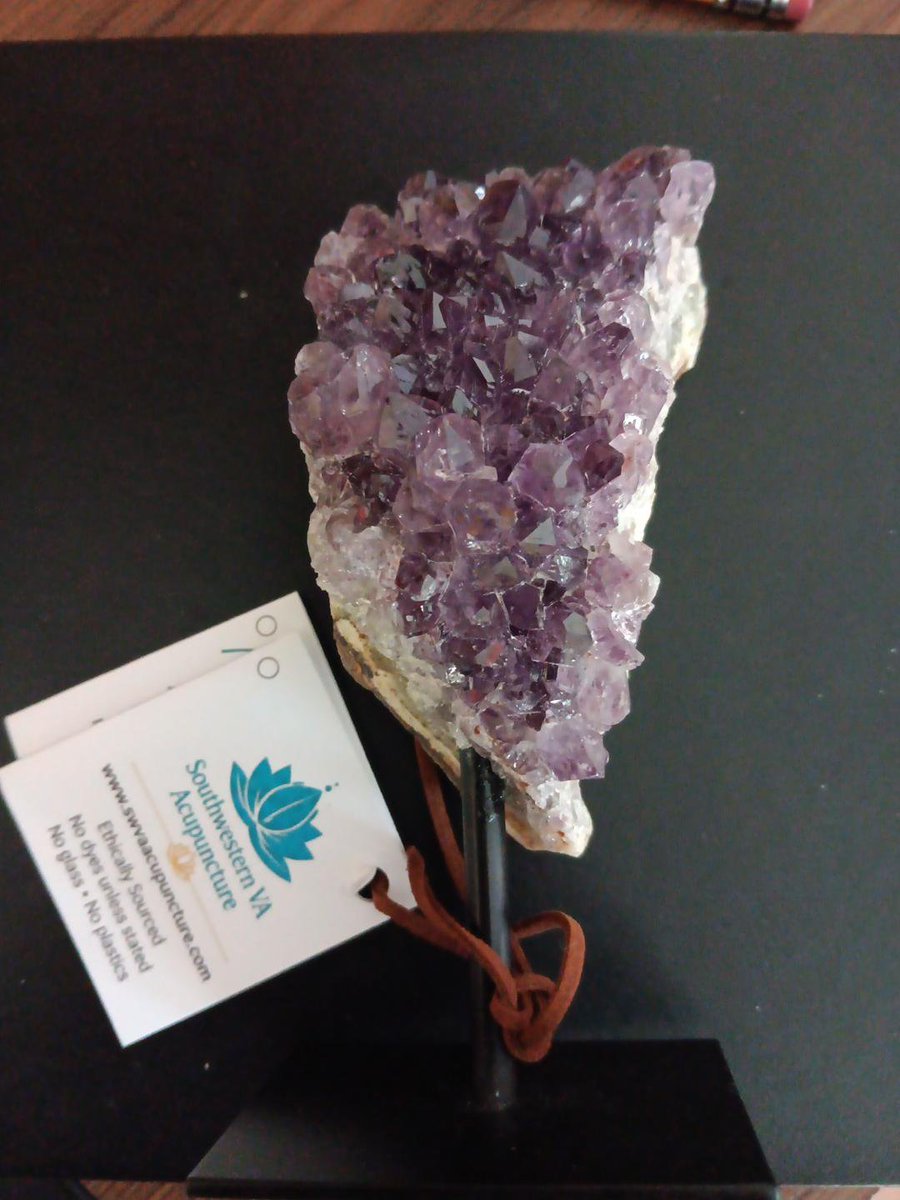 swvaacupuncture's tweet photo. Hey—there's a stone for that!!https://t.co/OhXWSHiVYN https://t.co/p0CUumUy8j