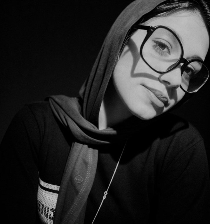 m19a98i's tweet photo. ماتعملو كوت بأكتر 4 صور بتحبوهم ابيض واسود 🖤💣 https://t.co/x5V7WsYmOr