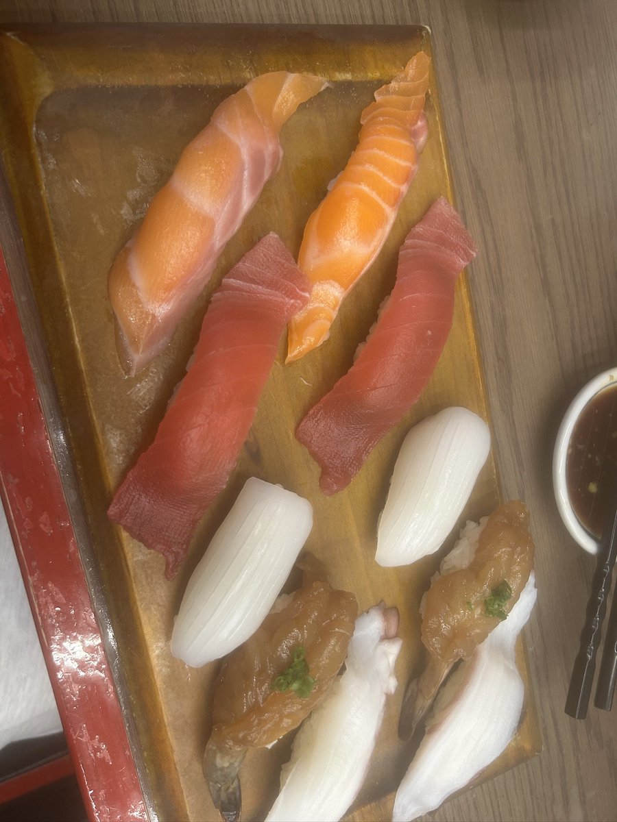 JohnParkKim's tweet photo. 오늘 완전 기분 좋은날이었움 내일도 즐거울듯 으헤헤 https://t.co/uAr76XNBW8