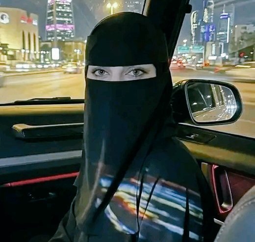 l0jiin's tweet photo. سؤال   الكل يجاوب

عندما ينتهي شهر االعسل ، ما الشهر الذي يأتي بعده..؟!😊 https://t.co/9bw2c8du2X