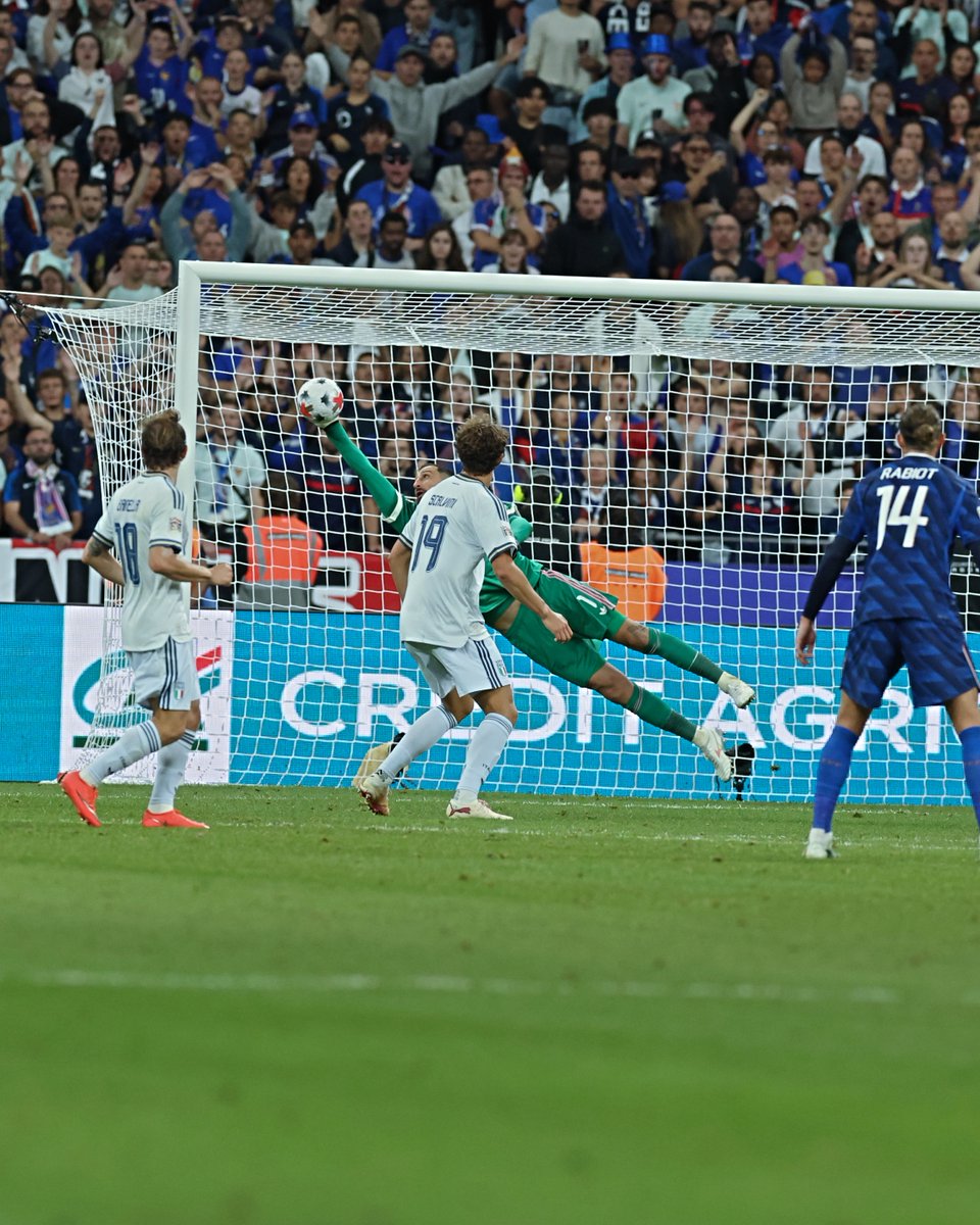 Azzurri_En's tweet photo. An true captain's performance tonight 👏🔥

#FRAITA #Azzurri #VivoAzzurro https://t.co/HBJl5983gV