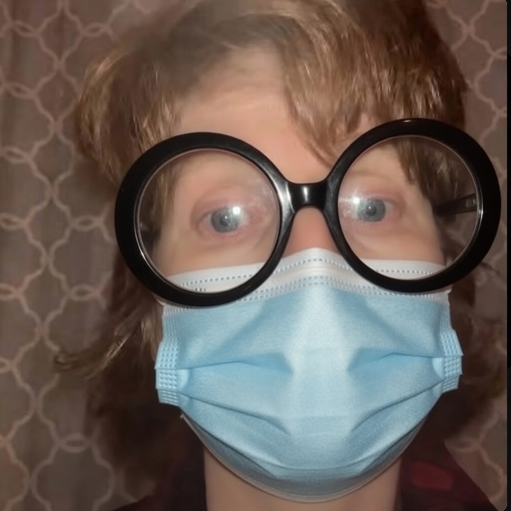 DaveSpart692579's tweet photo. @catturd2 Giant specs ALERT!🚨 https://t.co/RRvRvRqA8g