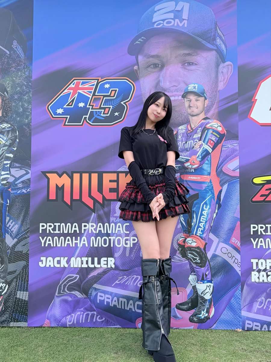 kusunokichan_'s tweet photo. #MotoGP 
#JapaneseGP 1日目💜

一日楽しみ尽くしてました！
イベント広場やパドックで皆さんと交流できてフレンズたくさん増えて嬉しかったです☺️

今日も楽しみましょ〜！✊🏻 https://t.co/ZsTm5PDmcj