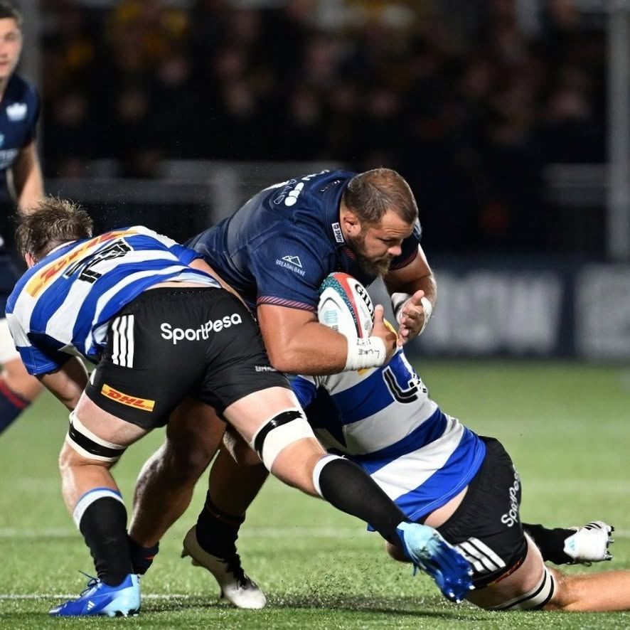Mhxbeyond's tweet photo. 🏉 | Premiership thriller: Bath raced 26-10 clear at Rec yet Exeter clawed level through penalty try and Immanuel Feyi-Waboso double lead late. Ted Hill's response and Finn Russell's boot held firm   Bath edged 40-34 season opener. Henry Slade's missed kick could've changed everything. #MHXbeyond #Rugby
