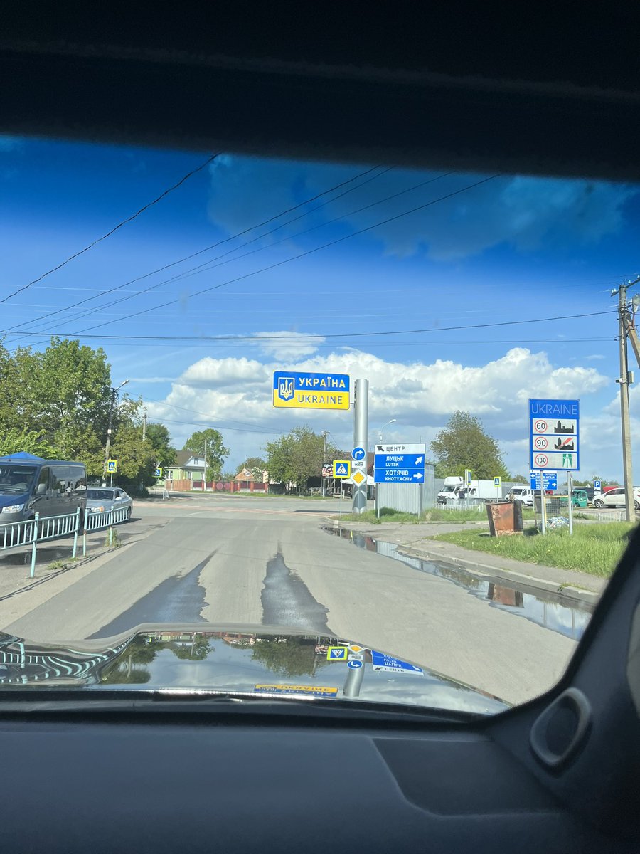 tomjhpark's tweet photo. Zbyt wiele niewinnych istnień ginie na Ukrainie. Potrzebujemy silniejszych, bezinteresownych przywódców. https://t.co/IfEgrdEbW0