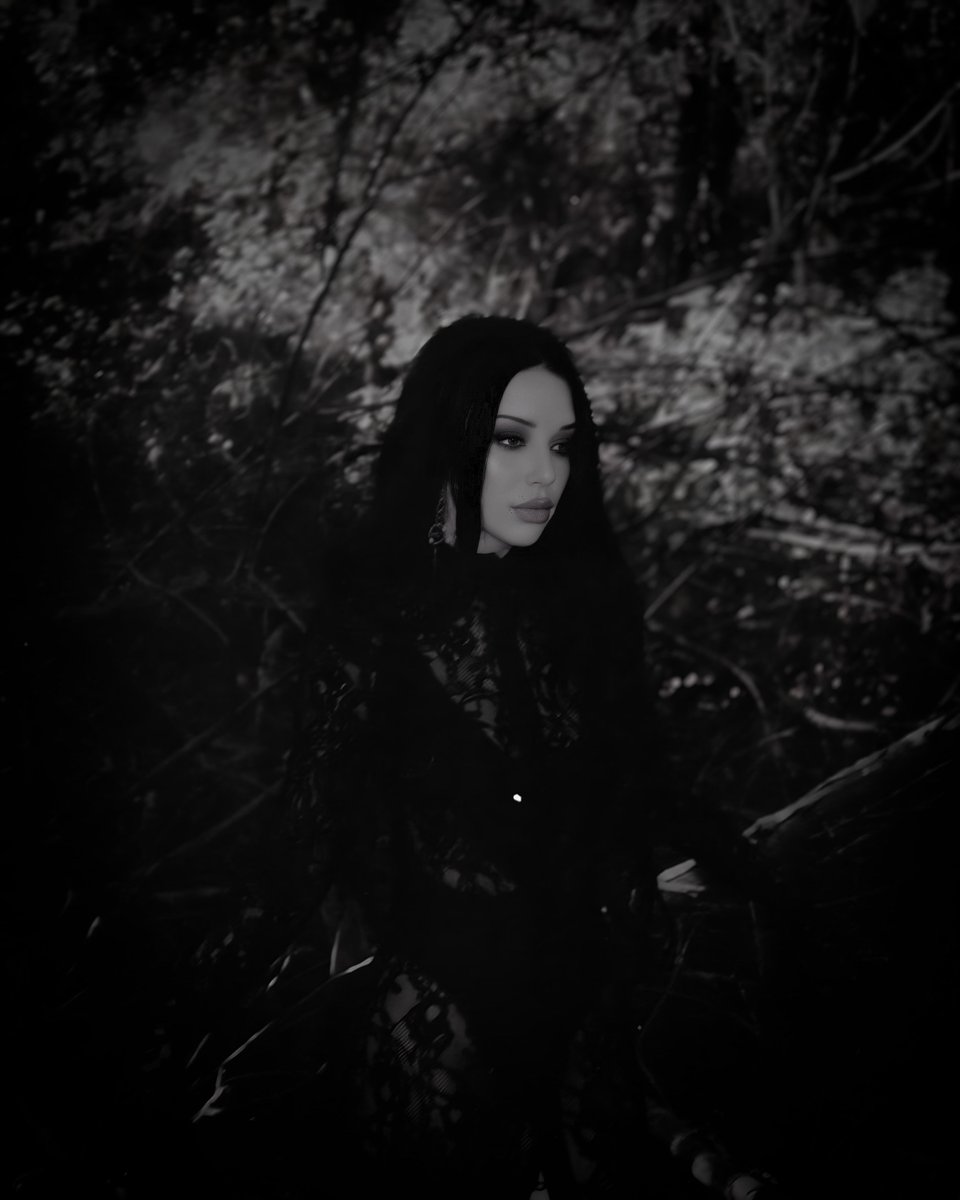 czganx's tweet photo. ㅤㅤㅤ
ㅤ   ㅤ⸻ ◟ poe𝖙ic ᯓ illusio𝗻
ㅤㅤㅤ𝓓ᧉ𝗏𝑖𝗅𝗂𝗌𝗁 ° ㅡ 𝐦etall 𝗽𝘀𝘆chot𝑖c
ㅤㅤㅤ https://t.co/bcshZ441LA