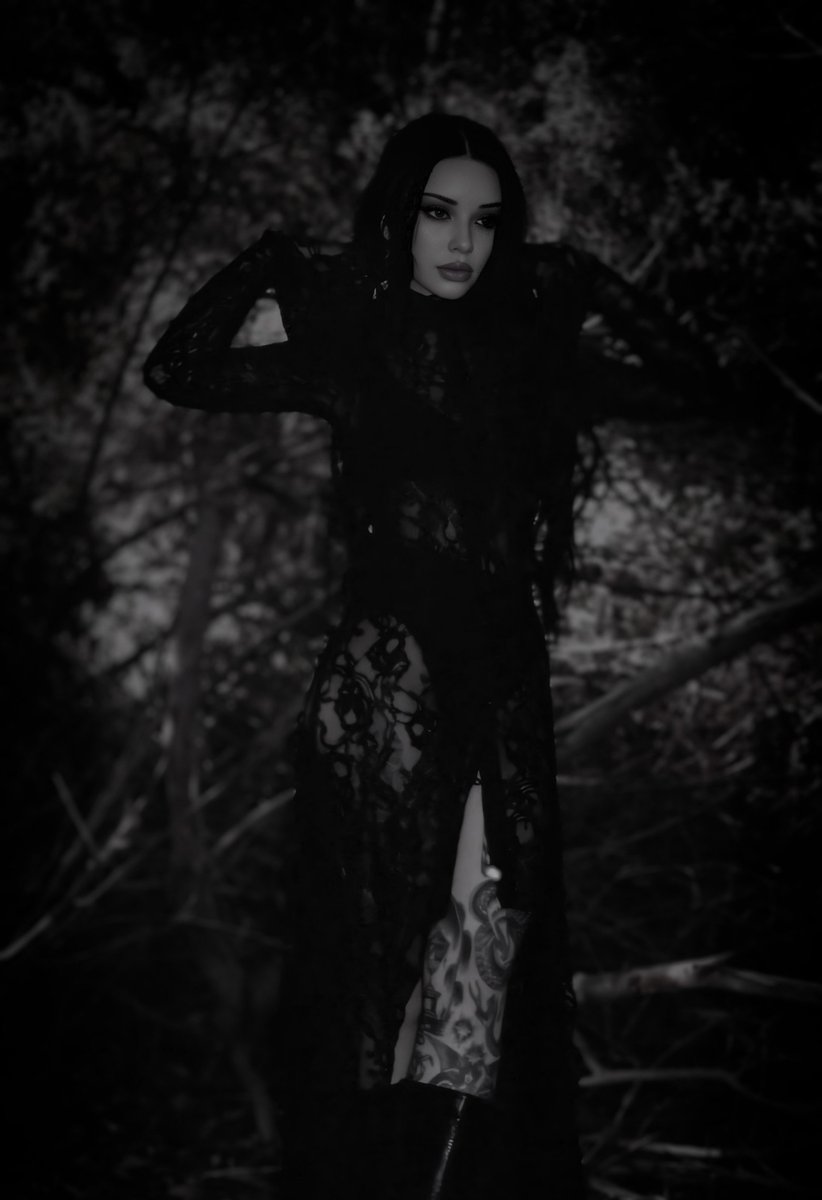 czganx's tweet photo. ㅤㅤㅤ
ㅤ   ㅤ⸻ ◟ poe𝖙ic ᯓ illusio𝗻
ㅤㅤㅤ𝓓ᧉ𝗏𝑖𝗅𝗂𝗌𝗁 ° ㅡ 𝐦etall 𝗽𝘀𝘆chot𝑖c
ㅤㅤㅤ https://t.co/bcshZ441LA