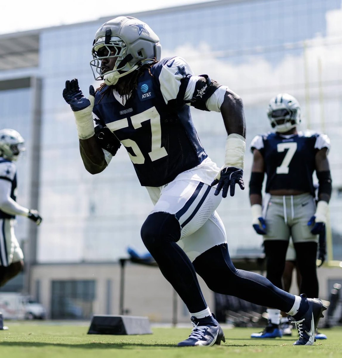 SleeperCowboys's tweet photo. Malachi Lawrence leads all rookie edge rushers in PFF pass-rush grade (73.7) this season. https://t.co/EwGdLXPpQi