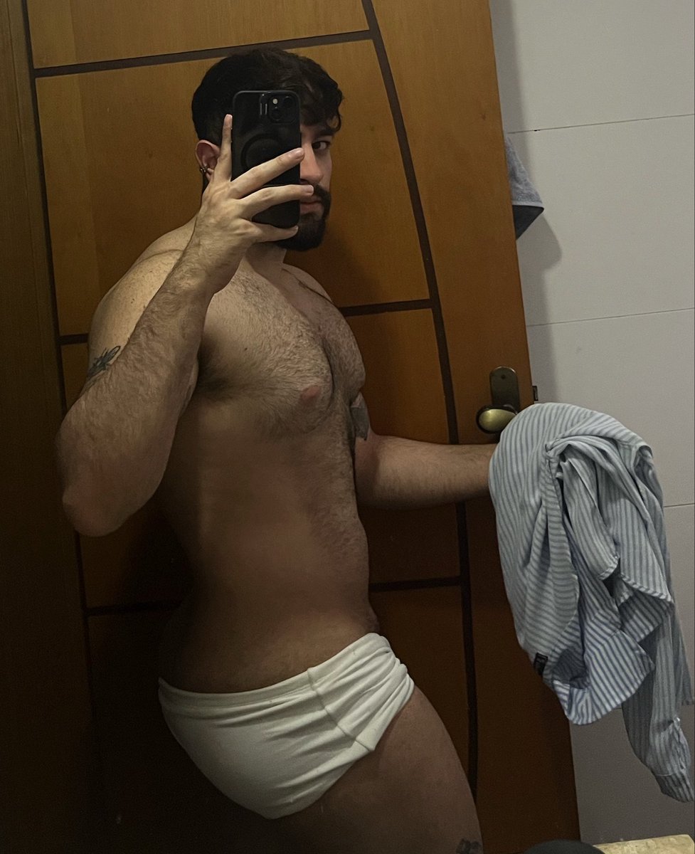Anndeyh1's tweet photo. 😬🍑 https://t.co/EkCEiXU6cz
