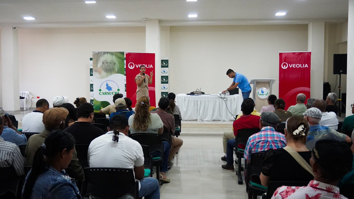 VeoliaSabana's tweet photo. ¡Nuestra Escuela de Líderes sigue transformando el territorio!. Junto a Carsucre, celebramos a los 150 líderes comunitarios de Sincelejo, que hoy son nuestros aliados estratégicos tras formarse en cambio climático, fenómeno de El Niño y seguridad hídrica. https://t.co/M0LlAoMRx7