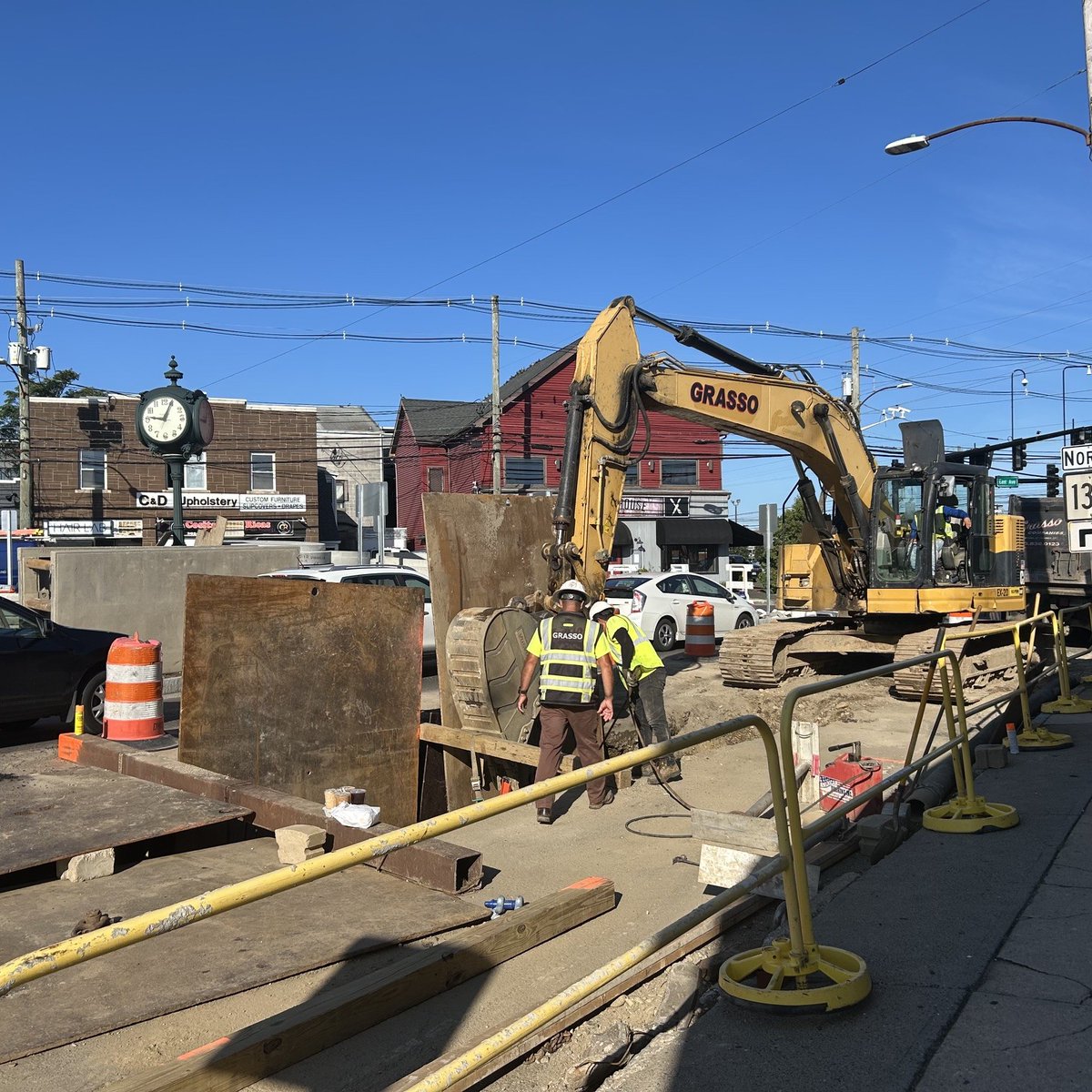 WalkBridgeCT's tweet photo. WALK Bridge Construction News - October 2, 2026 | WALK Bridge
Active construction operations are underway plan ahead, follow posted detour routes, be prepared for schedule changes and observe all detour signs,  flagger and police direction. https://t.co/Lgc8UlYsoq