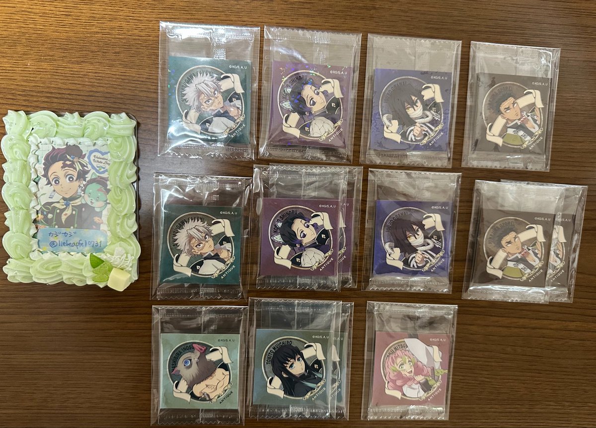 liebeapfel0731's tweet photo. 【交換】鬼滅の刃 ハートブレッドアンティーク シュガーラスク オリジナルシール
譲）ホロ:*実弥、しのぶ、小芭内、行冥
ノーマル:*実弥、しのぶ2、小芭内、行冥2、
伊之助、無一郎2、蜜璃
求）ホロ:義勇
ノーマル:炭治郎、義勇
*は義勇との交換のみ
郵送交換希望
検索よりお気軽にお声かけください。 https://t.co/2pmjqNtMOO