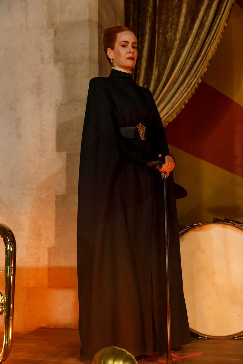 AHSZone's tweet photo. New promotional stills of Sarah Paulson as Wilhemina Venable in the fourth episode of “American Horror Story: 13.” #AHS13 https://t.co/xdGCMnulDx