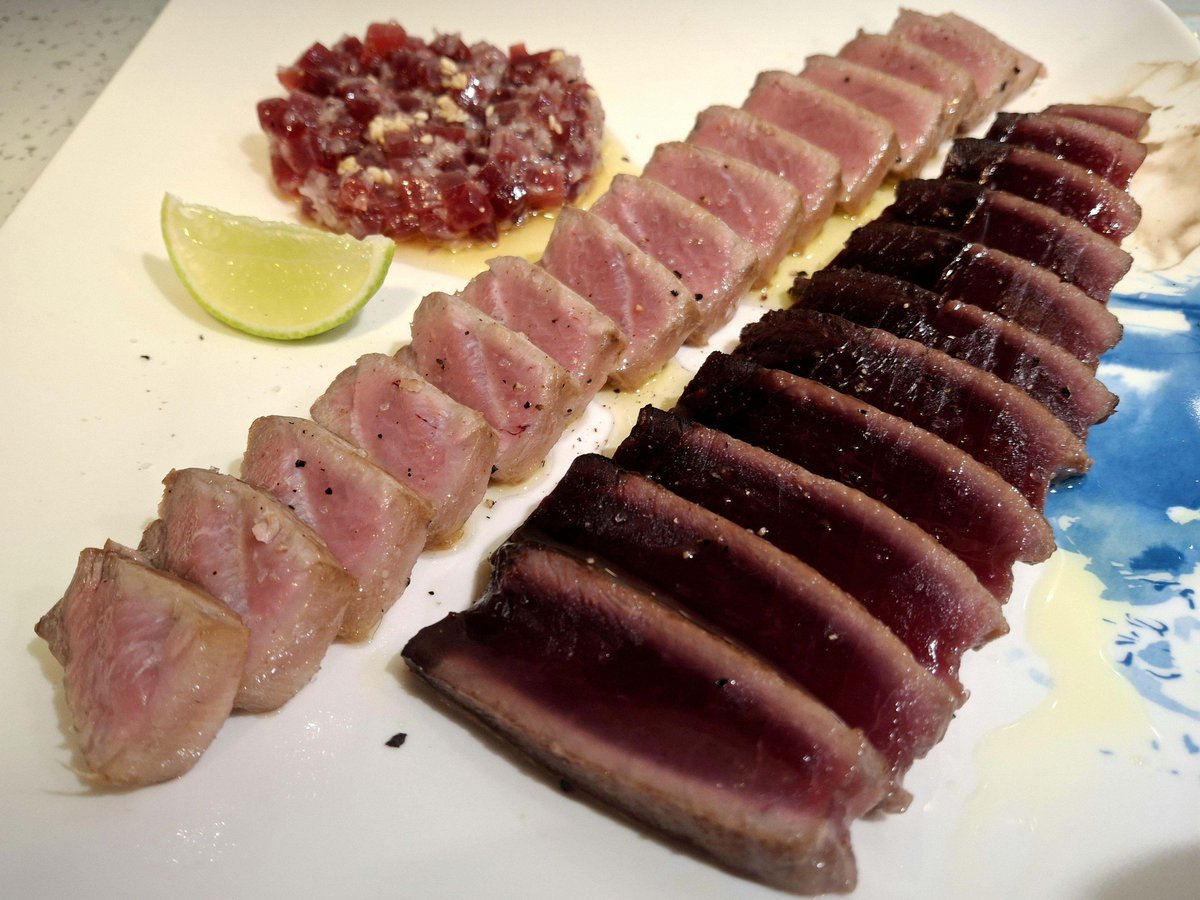 homevsfastfood's tweet photo. [Homemade] Fresh tuna for dinner
#HomemadeDinner #FreshTuna #SeafoodLovers #DinnerInspiration #ChefAtHome #homecooking #food #recipes #foodpic #foodie #foodlover #cooking #hungry #goodfood #homecookingvsfastfood https://t.co/lPDM2AYmkS