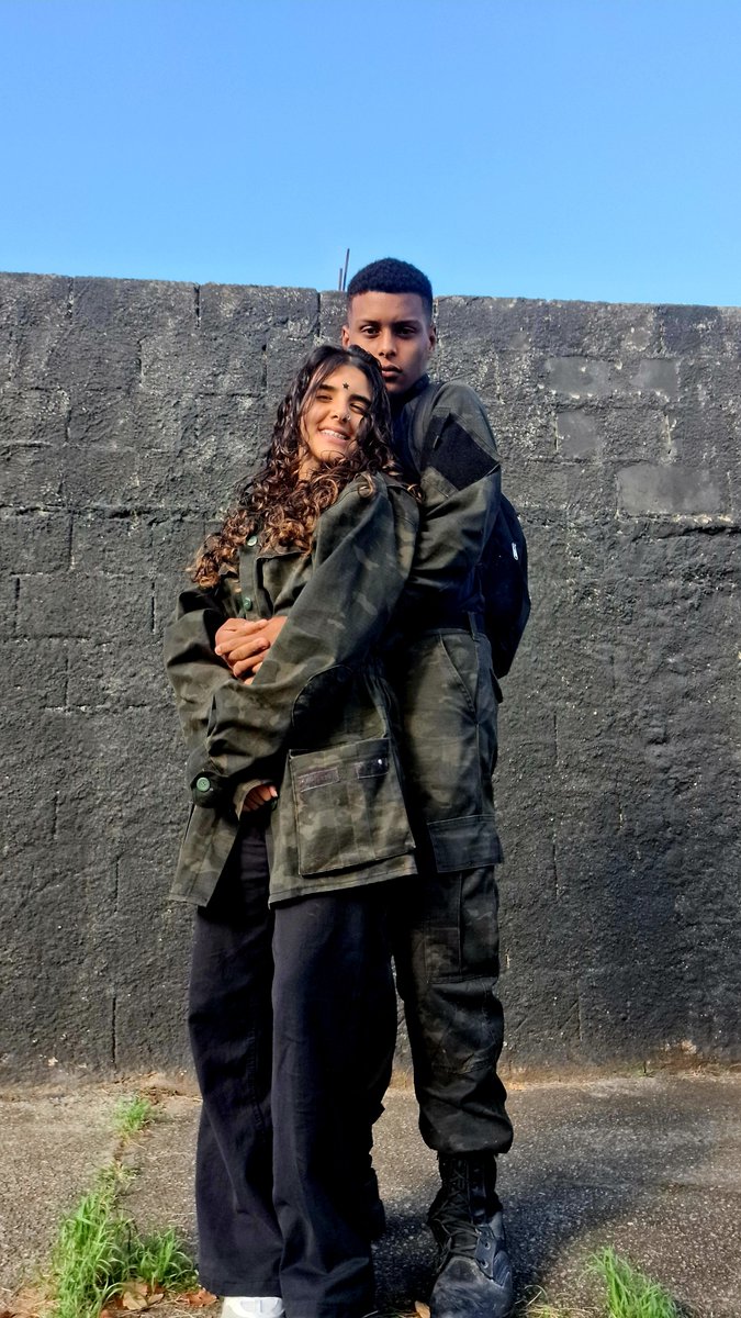 w3blima_'s tweet photo. são poucas mulheres que conseguem um militar que tem um cérebro na cabeça e um fuzil na mão, a maioria só tem o fuzil. https://t.co/7aKgmbzAer