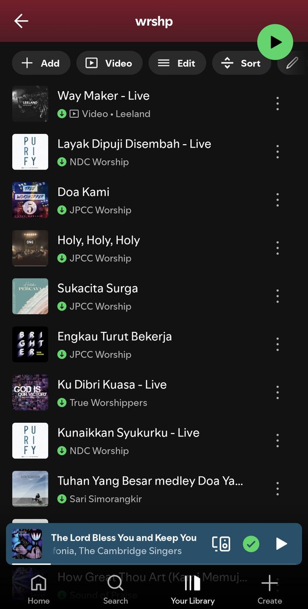 nathcaelius's tweet photo. @bermuara_sayang Saya tim Misa, tapi kadang ikut Ibadah juga sih kalau ada yang ngajak. Saya drop sekilas isi playlist saya ya. Bikinnya udah sejak lumayan lama sih, jadi ada banyak lagu lama. Mau dengerin bareng? Yours or mine? Or should we just make a new playlist together? https://t.co/C02BXCsjse