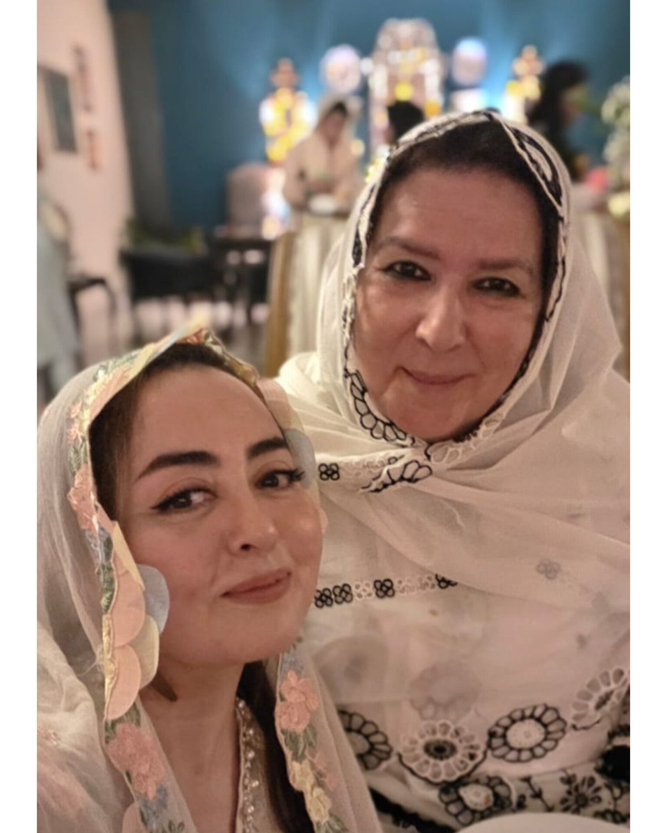 RealMariaButt's tweet photo. 💔🥹 .... I feel so small and  selfish in front of these exemplary role models for women. These are the type of women we need  for our country and ummah . I love them so so much. May Allah have mercy on Pakistan 🙏 😢 https://t.co/7mYDHhMcdC