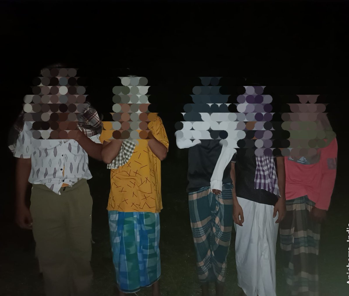 himantabiswa's tweet photo. Tried to enter Assam unnoticed. Didn’t quite work out.

In a late-night operation, @assampolice managed to spot 11 illegal immigrants who were illegally entering India and were prevented from entering.

The message is clear: the border is being watched and illegal entry will face stern action.Look closely. I'm in there too, standing with my people, not apart from them.