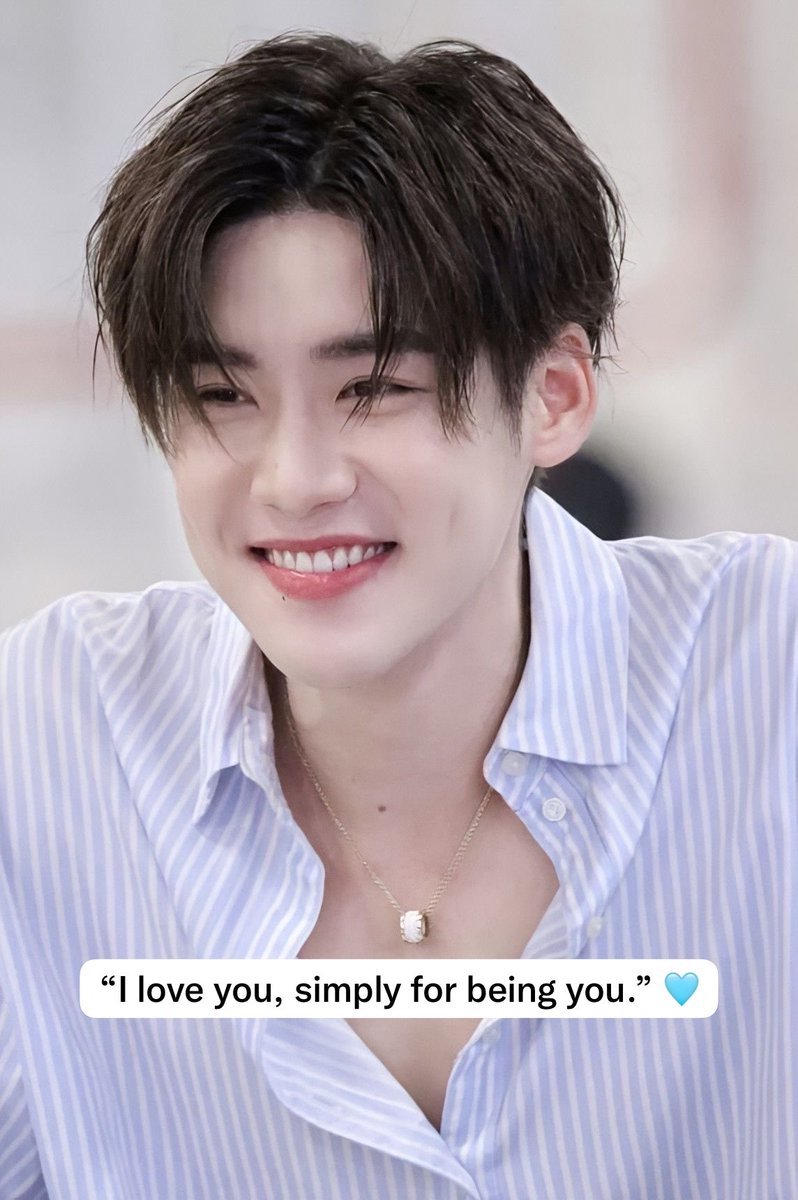 PhuTakwan's tweet photo. I don’t love P’Leng just for his looks, but for his heart and kindness. Wherever he goes, I’ll always support him. May our Light Blue Sea 🌊 always be filled with love, respect &amp; smiles. 🩵 
I love you @Lengso_ 🩵🌊 #Lengso #LengThanaphon https://t.co/qd79T5LU60