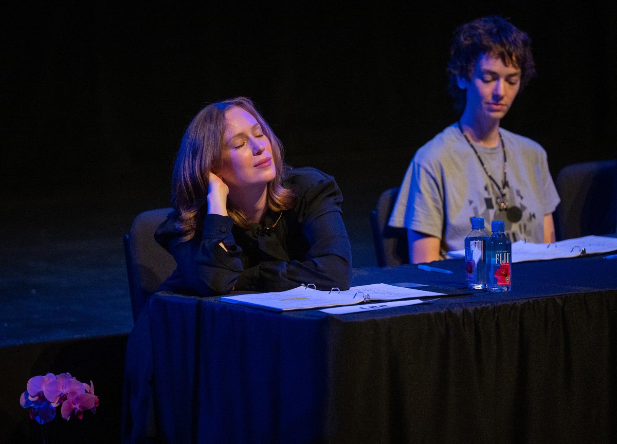 filmindependent's tweet photo. We still have not recovered from Hannah Einbinder and Gillian Anderson in the #FiPresents Live Read of ‘Secretary’.
‘Teenage Sex and Death at Camp Miasma’, their latest film directed by Jane Schoenbrun, is on MUBI starting today! Get 30 days free and join in on MUBI’s Dusk Till Dawn horror marathon here: https://t.co/Z0rs0Jl9Yf
📸: Amanda Edwards/Getty Images