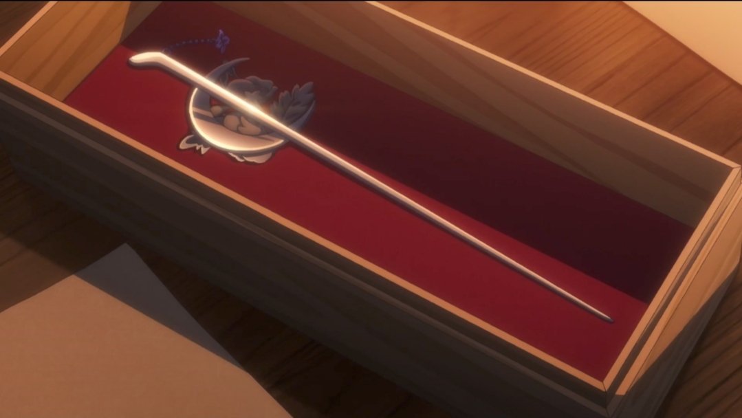 violetheart08's tweet photo. Another neat thing about the new poppies and moon hairpin in the Apothecary Diaries S3 ED is that while Jinshi's hand lovingly caresses the poppies on it, Maomao's stare lingers at the turned-up moon when she placed the hairpin on its box https://t.co/IvEjJ7aEqO