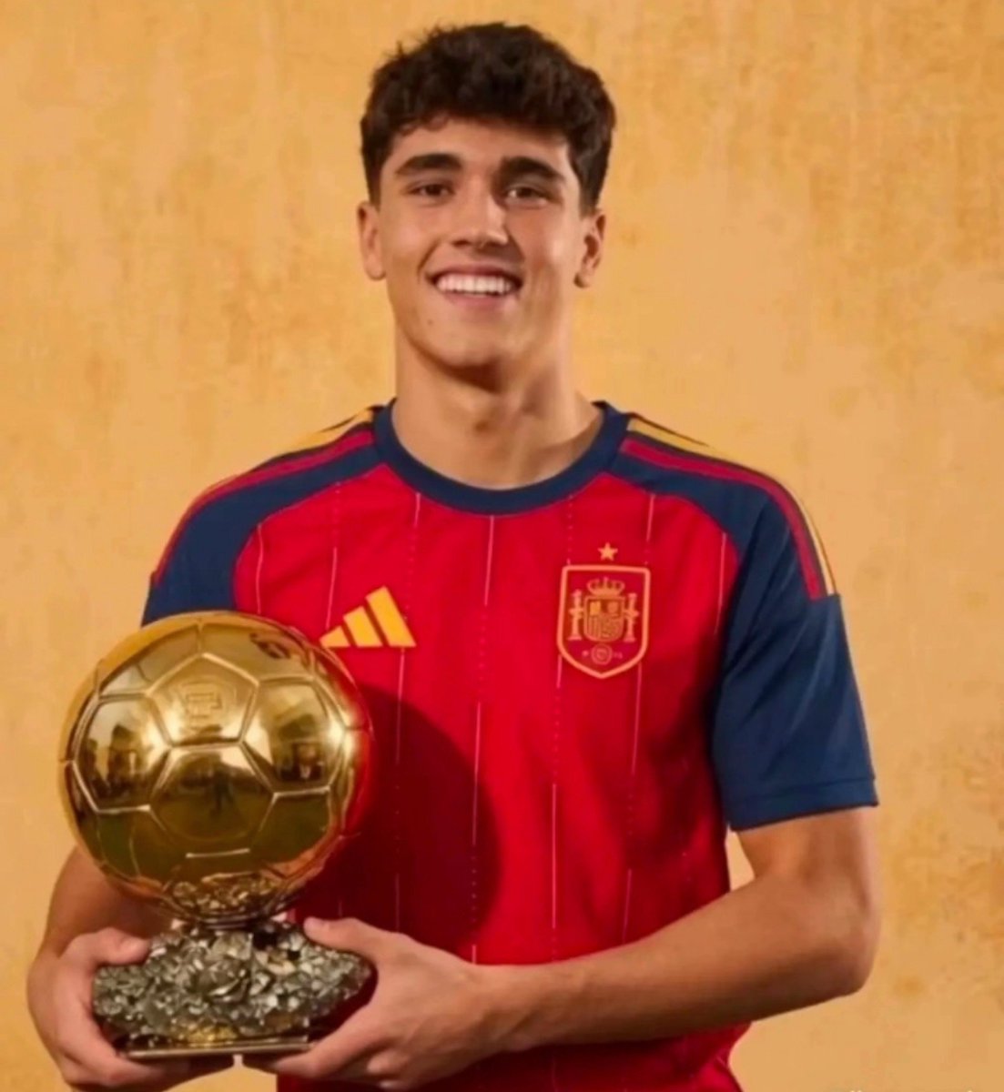 toraozd's tweet photo. Día 75. Cubarsi balón de oro YA. https://t.co/c61s04rF1x