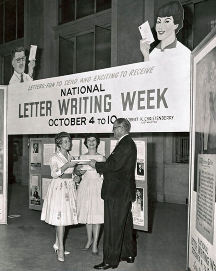 UPU_UN's tweet photo. #FlashbackFriday https://t.co/ymi7T5KMK6 🤎

In photo: National Letter Writing Week organized in NYC.

Today, UPU's annual Competition (#ILWC https://t.co/GVOuixopJ0) keeps the practice of letter-writing ongoing.

[United States Postal Service https://t.co/h9qUmKTZXB, 1959] @USPS https://t.co/r7gmQyuNhp