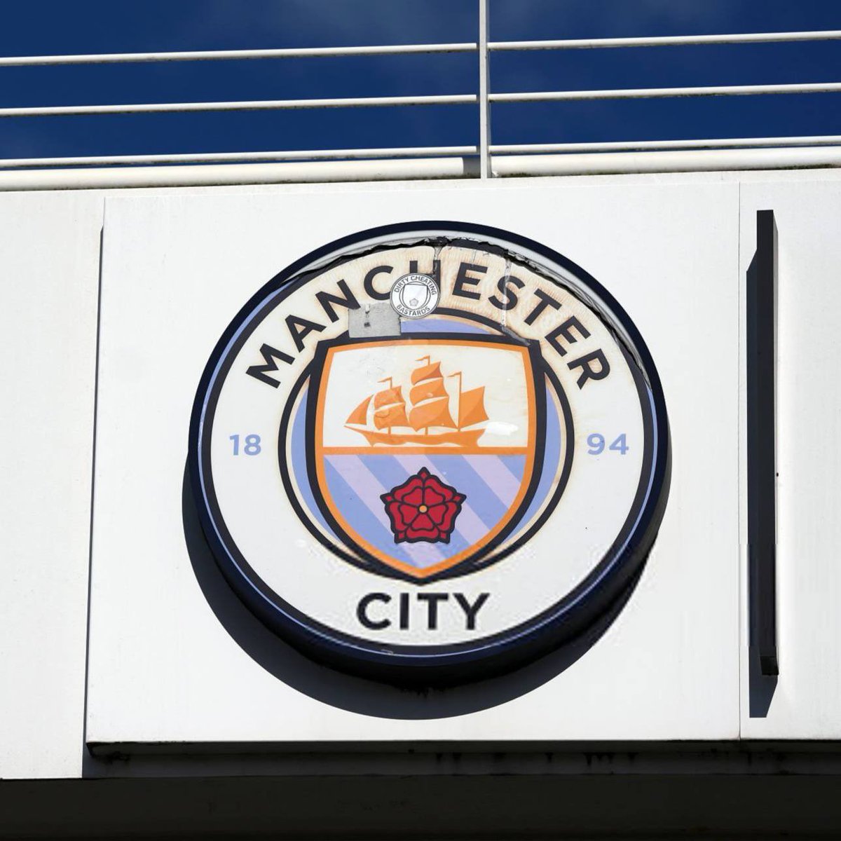 Football_File_ tweet picture