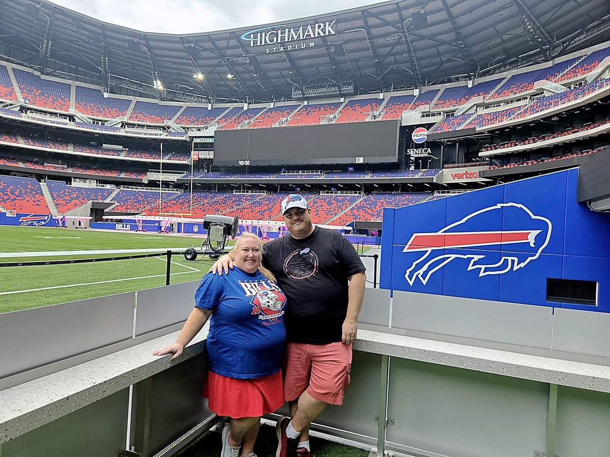 buffbeerleague's tweet photo. This place is truly stunning. 

Go Bills. Bills by a billion.

@BuffaloBills #BillsMafia https://t.co/EjbFmFSNsP