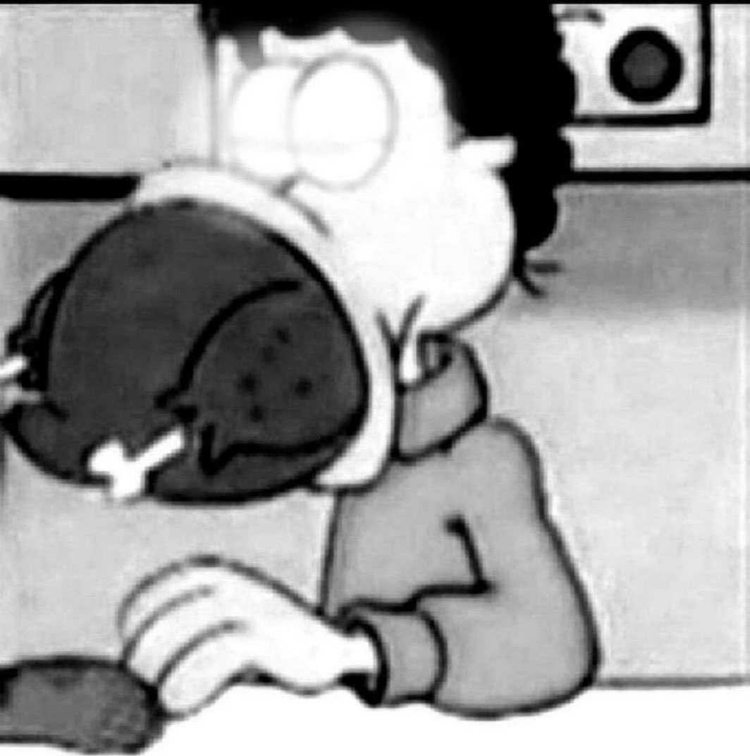 JOHNEATCHICKEN's tweet photo. John eats chicken day 1,839 https://t.co/nxjo3isf7s