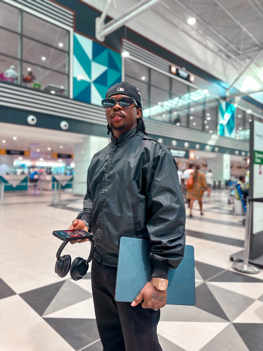 Kwesidain___'s tweet photo. See you tonight Lagos @Bayrockx https://t.co/OH39w9ABTP