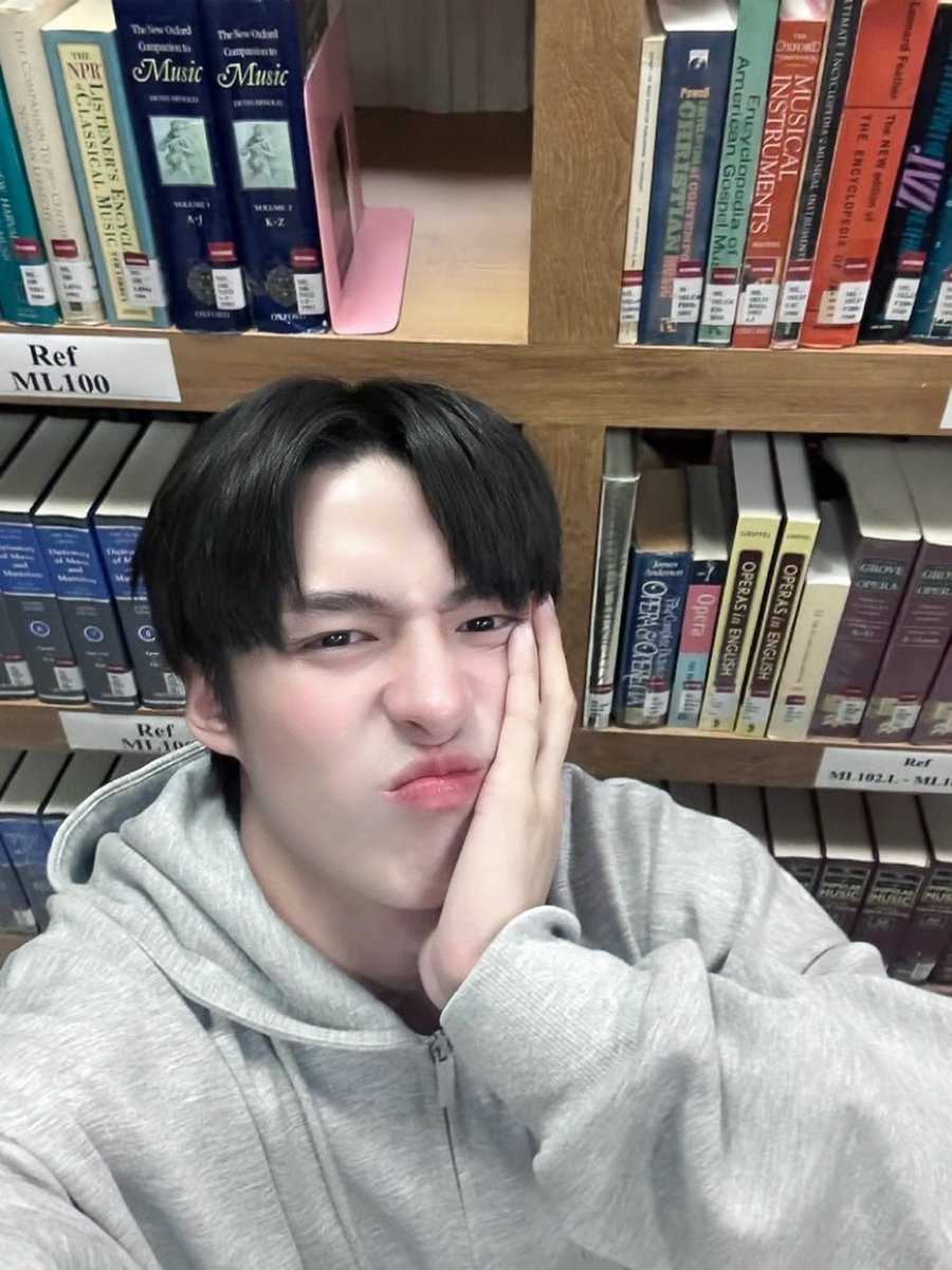 Sukiss_ily's tweet photo. อันดับหนึ่ง https://t.co/VvEzArEAw4