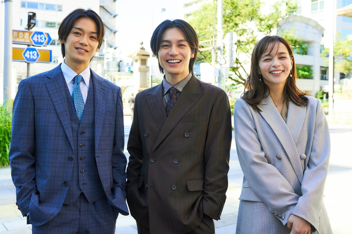 oshidoraEX's tweet photo. ／
　#️⃣はだかんぼうたち👶
　　　今夜開幕👞　　　    　　
＼

第1話放送に先駆けて...！
松田元太さん、加藤ローサさん、
髙木雄也さんに見どころをお聞きしました👂

松田さん💬
「第1話は1000回見てください（笑）」

加藤さん💬
「幅広い年代の方の心に深く刺さるのでは…☺️」

髙木さん💬
「見どころは、鯖崎を演じる松田くんです！」

初回放送ぜひ一緒にたくさん盛り上げましょう🐯
⁡
📺10月3日(土)よる11時スタート
TVerのお気に入り登録も💙
https://t.co/vhKoYbYR27