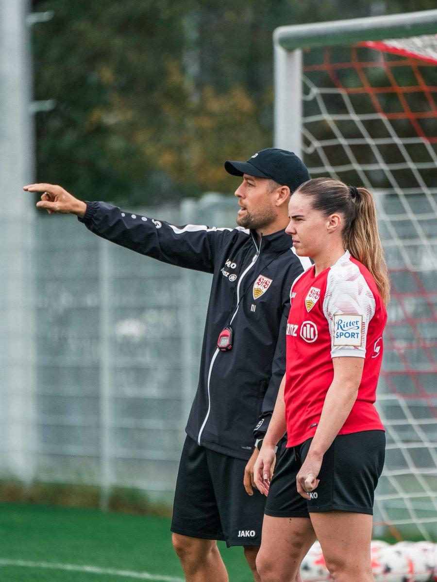 VfB_Frauen's tweet photo. Feinschliff fรผr Sonntag ๐ช
_
#VfBFrauen | #VfB | #VfBFCU | #GPFBL https://t.co/CxmM8mI2Ex