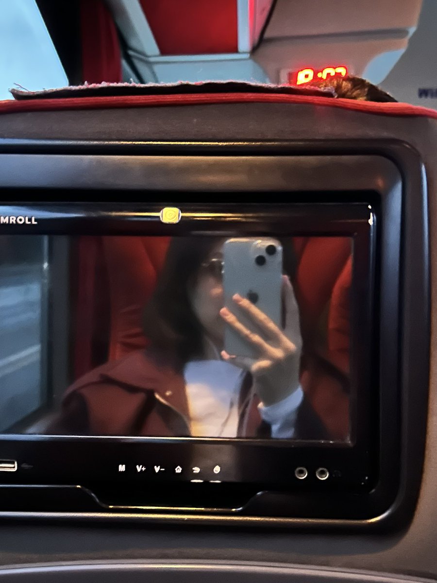yeobuseyo7's tweet photo. 👋🚌 https://t.co/Vxtmig55B0