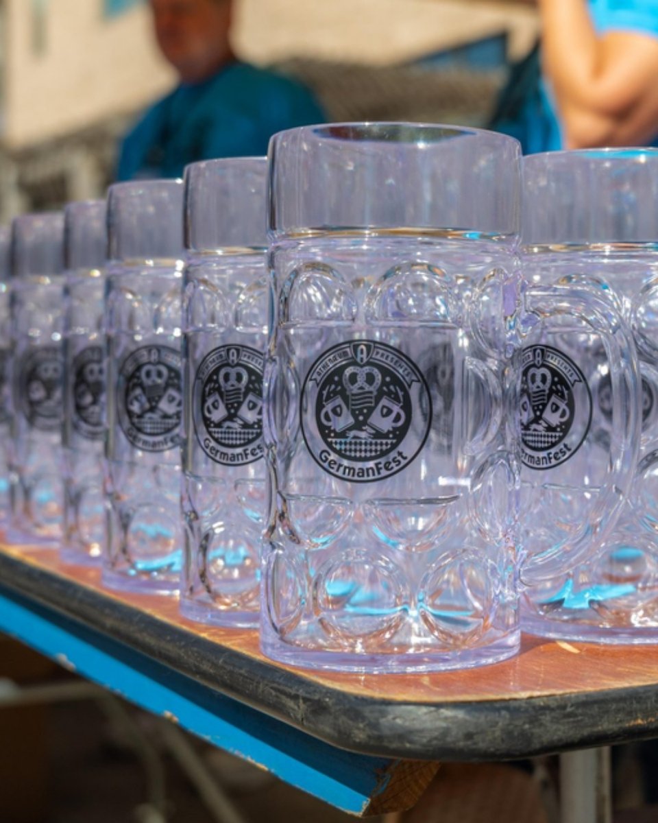 VisitIndy's tweet photo. GermanFest is TOMORROW! 🇩🇪🍻

Head to the Athenaeum for a day of German food, beer, live music, games, contests and the Dachshund Dash. 🐶

📅 Oct. 3 | 11:30 a.m.–6:30 p.m.
📍 The Athenaeum

Plan your visit at https://t.co/5N9jgGXeqT https://t.co/l1CYUqFvf0