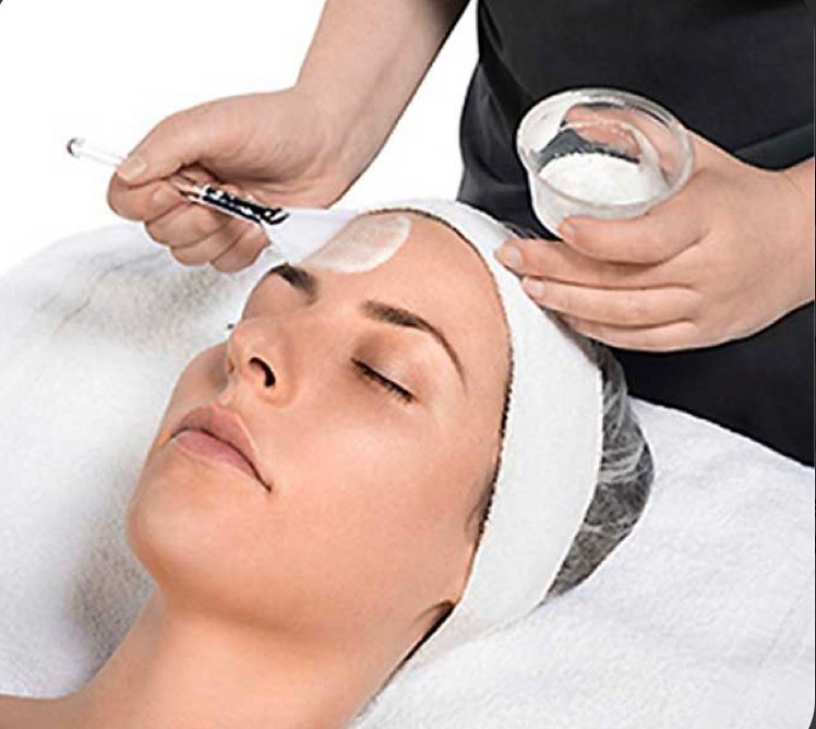 losperta's tweet photo. Dermalogica ProSkin 60 Facial Offer: £40 instead of £60, saving £20. Jess has completed her Dermalogica training. Enjoy a personalised 60-minute treatment for radiant, glowing skin in a relaxing setting. Book now—limited time only. https://t.co/zTKcriuzoy