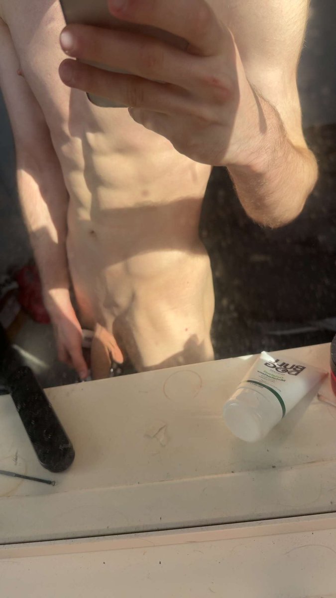 CharlieMCR2's tweet photo. Let’s just post some random shit 🥵 https://t.co/aRJ6E8izWI