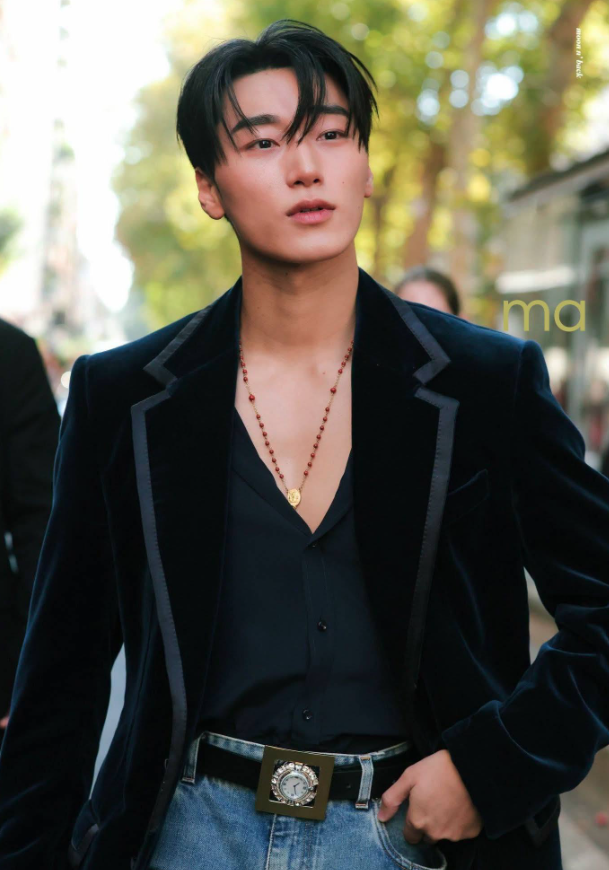 AboutMusicYT's tweet photo. San of ATEEZ was the top kpop idol during the recent the Milan Fashion Week, based on EMV. Generating over $9.7M in EMV, according to Lefty. https://t.co/eqgEGC0493