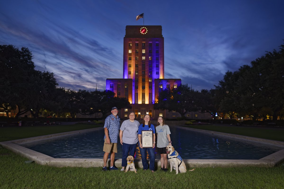 canineorg's tweet photo. #NationalServiceDogMonth in September was an amazing success, generating greater awareness, funds and interest in #servicedogs and their vital partnership!🙌 🐕‍🦺 Thank you to our supporters and the #community!

#LeadWithIndependence #servicedog #advocacy #disabilityawareness https://t.co/G8CPKoZU0H