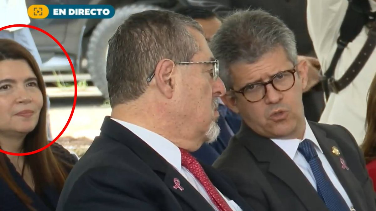 LeninistaLuis's tweet photo. El Crimen Organizado Empresarial no le afloja la rienda al presidente. https://t.co/UN79knalSw