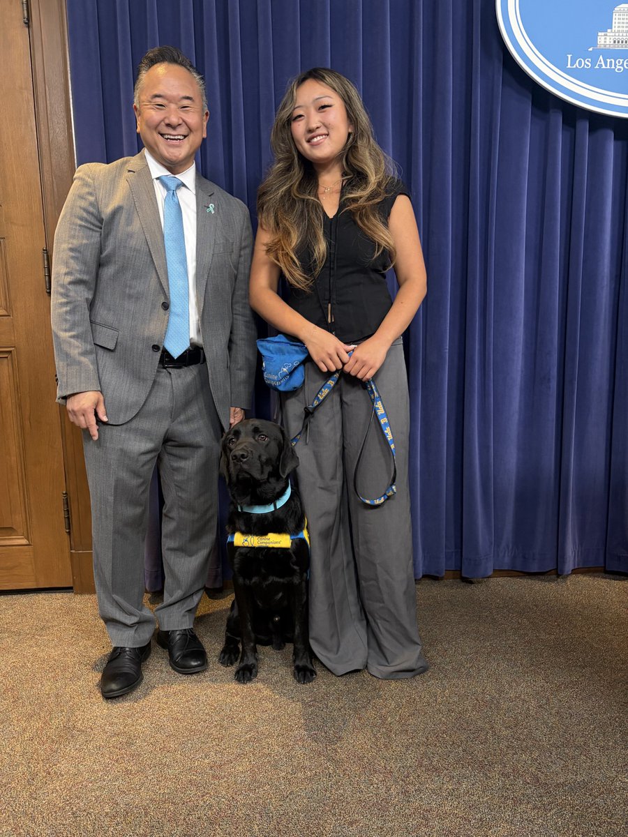 canineorg's tweet photo. #NationalServiceDogMonth in September was an amazing success, generating greater awareness, funds and interest in #servicedogs and their vital partnership!🙌 🐕‍🦺 Thank you to our supporters and the #community!

#LeadWithIndependence #servicedog #advocacy #disabilityawareness https://t.co/G8CPKoZU0H