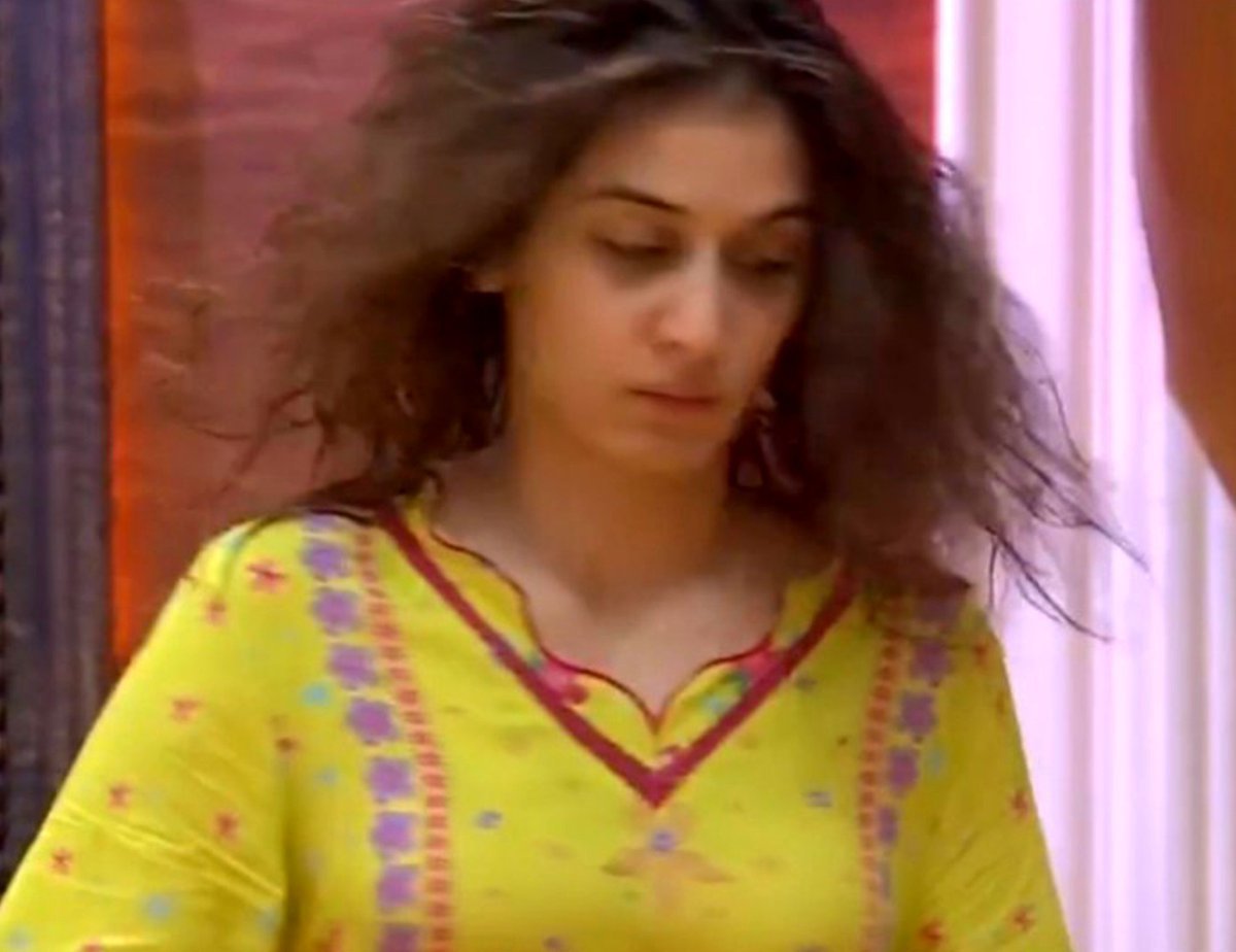 scoutotp's tweet photo. most disliked beauty on internet rn🤡
Munjulikaa 2.0
Btchyyy

#BB20 #BiggBoss20 #UditiSingh
#QaziTouqeer #ScoutOP #YundDsa https://t.co/4qosskf3rs