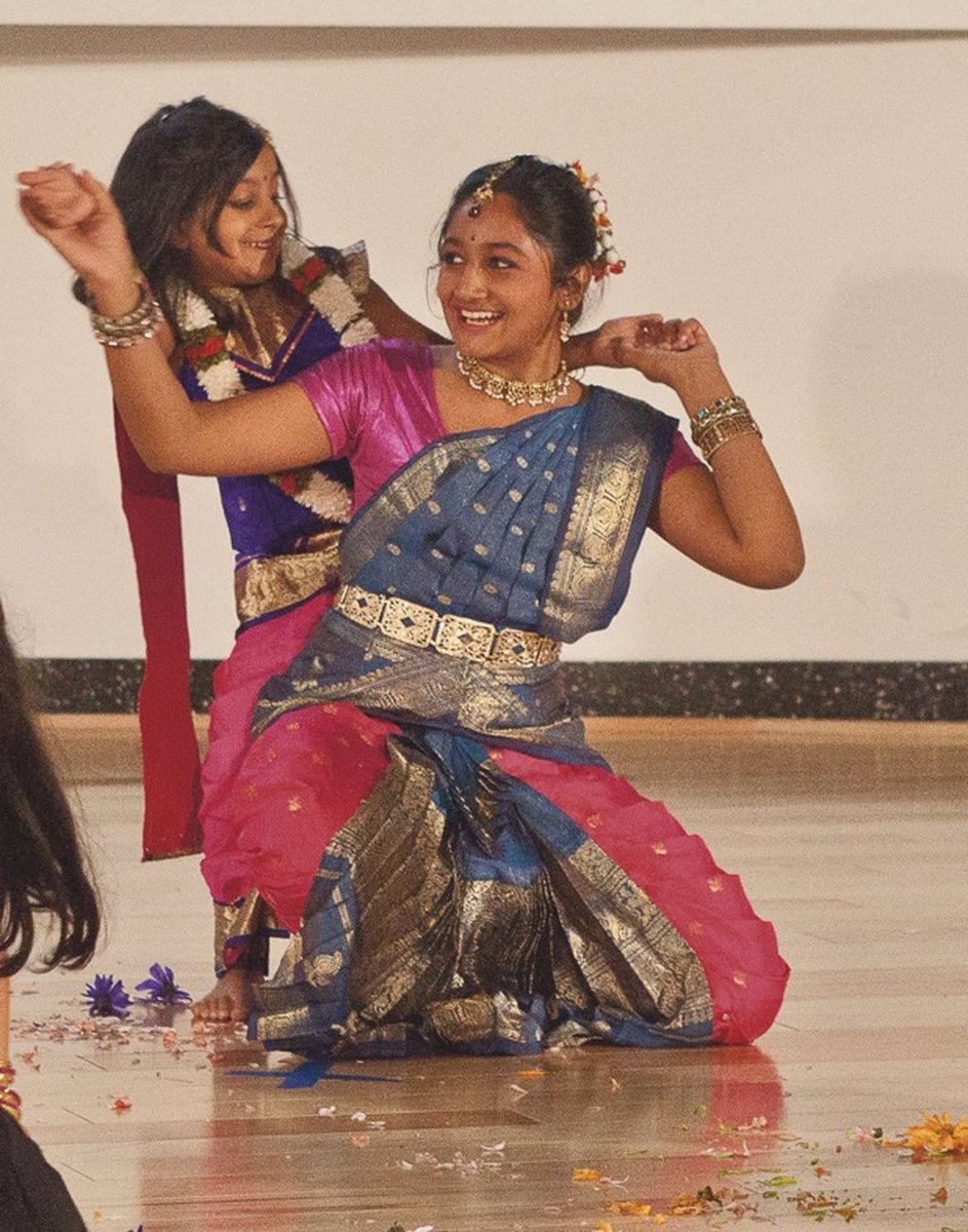 berri3chu's tweet photo. Lara its time to go back in time and untamil yourself https://t.co/tJndyDxn33