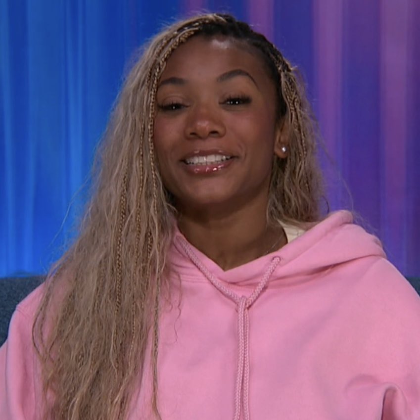 AstroTeaReport's tweet photo. Taylor in Pink 🩷🩷😮‍💨😮‍💨😍😍#BB28 https://t.co/qz671SFmIZ
