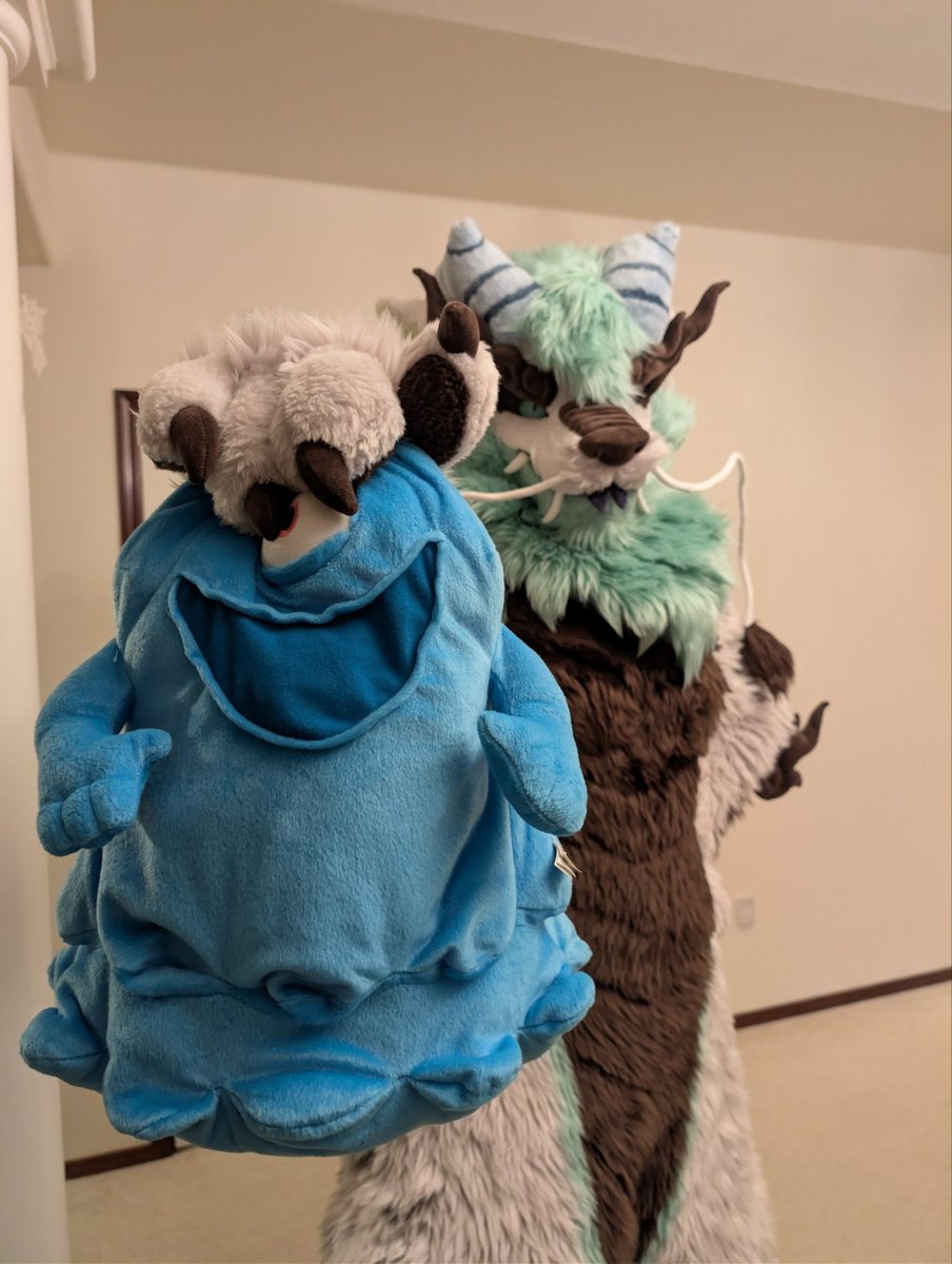 BingQiLong's tweet photo. Happy spooky month, look at this cursed relic I have 
#fursuitfriday

Thank you for the gift @herpnoodle https://t.co/DKrpx9Z1OK