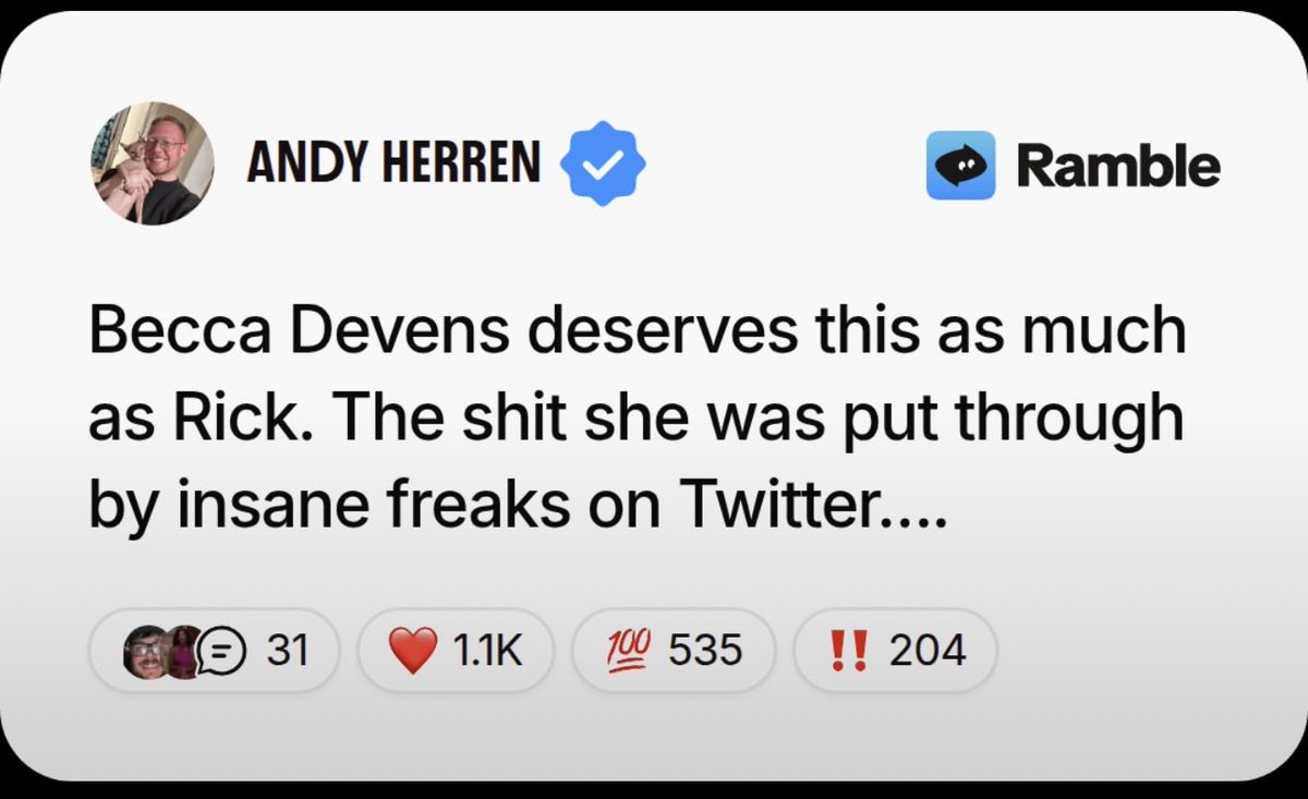 BillyPh83575801's tweet photo. Lmao bb alum don’t even fw you maniacs. Rejected by your own community for good reason. Hope you all find lives! #bb28 https://t.co/imhWL2poGj